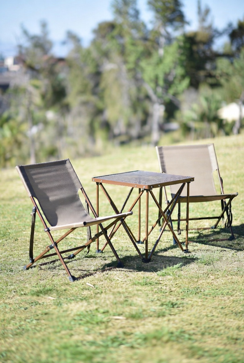 Collapsible Outdoor Furniture Set &ndash; Table & Chairs